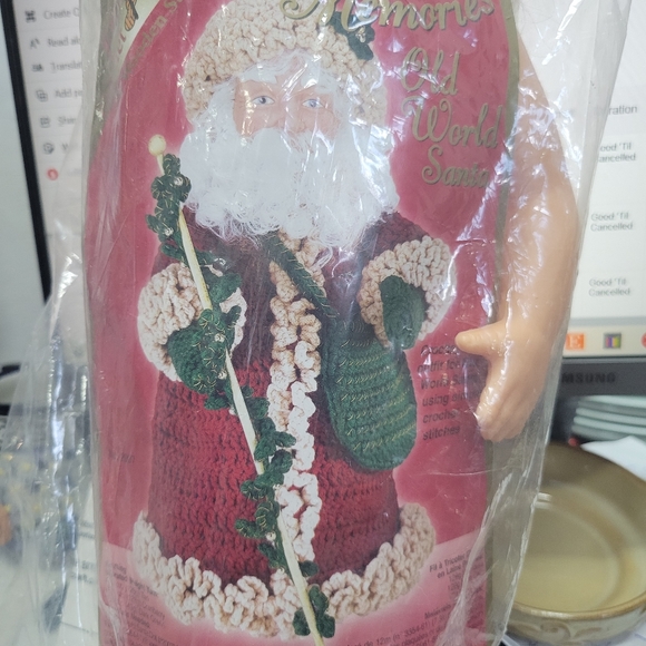 Vintage mistletoe 15" Santa kit crochet. - Picture 7 of 7